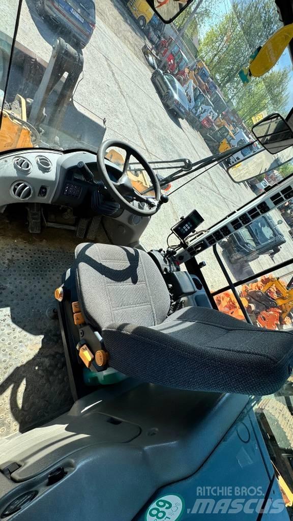 Volvo L 90 F Utovarivači na točkove