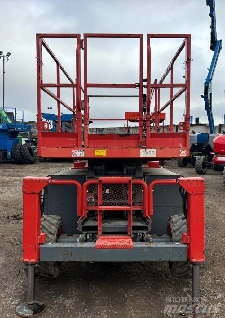 SkyJack SJ 6832 RT Makazaste platforme