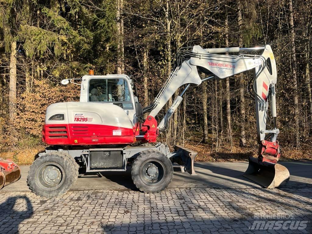 Takeuchi TB295W Bageri točkaši