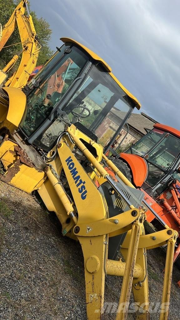 Komatsu WB 93 R Osovine