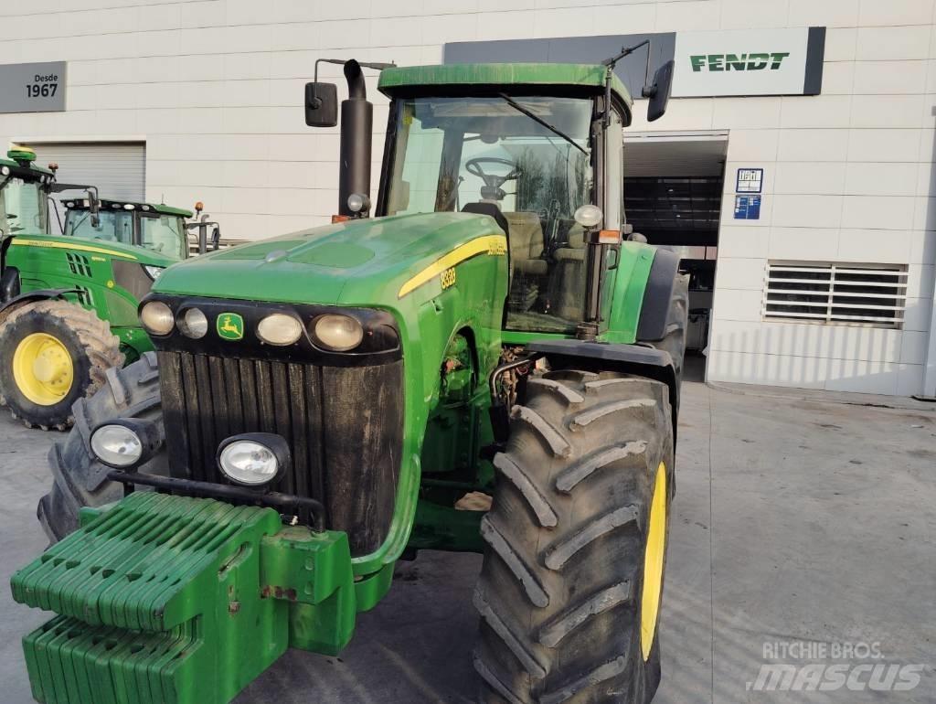 John Deere 8320 Traktori