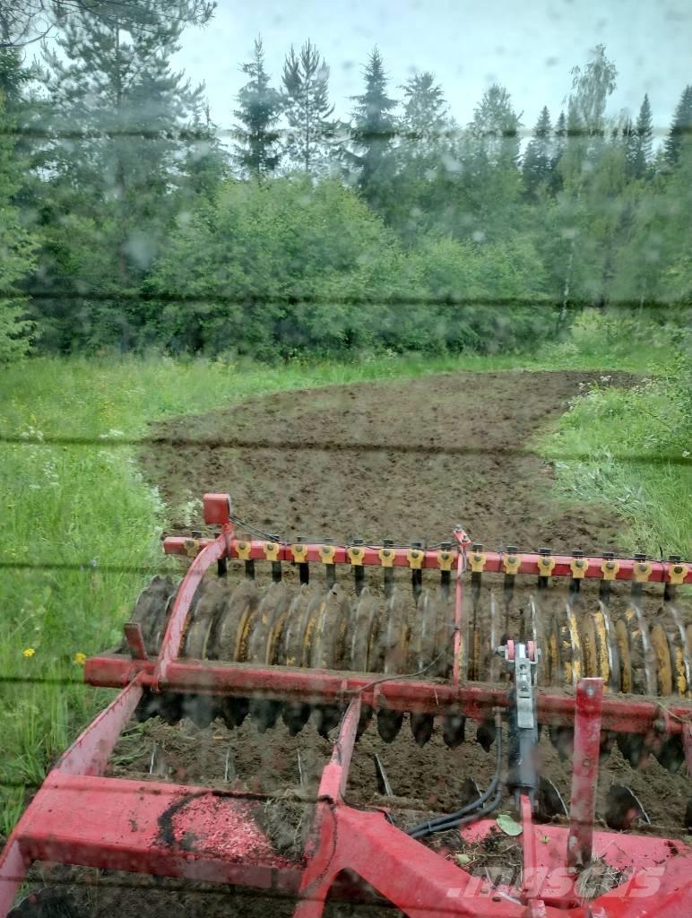 Väderstad CR 3000 Tanjirače