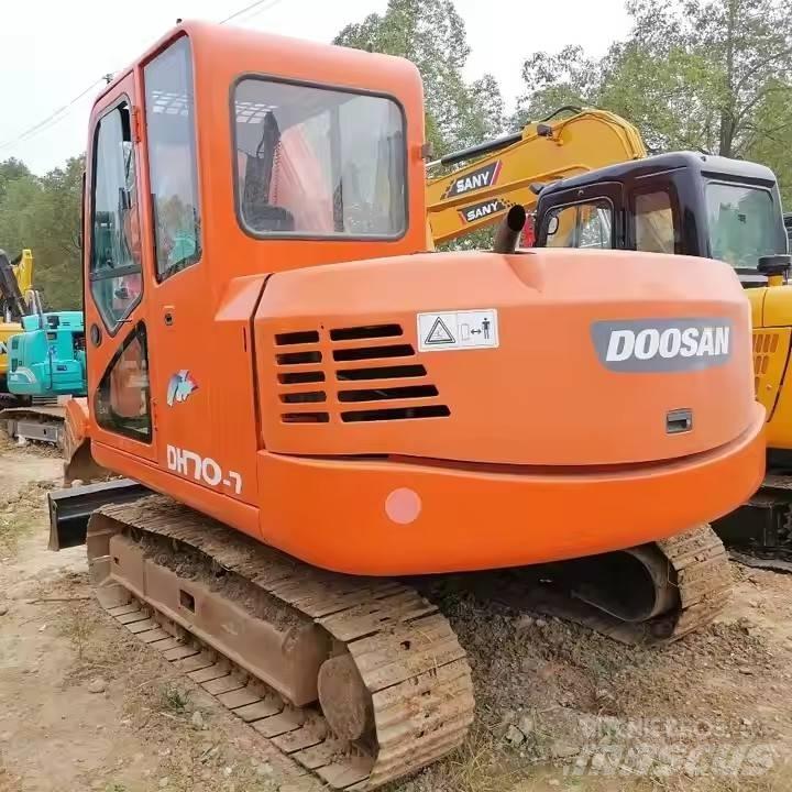 Doosan DH 70-7 Bageri guseničari