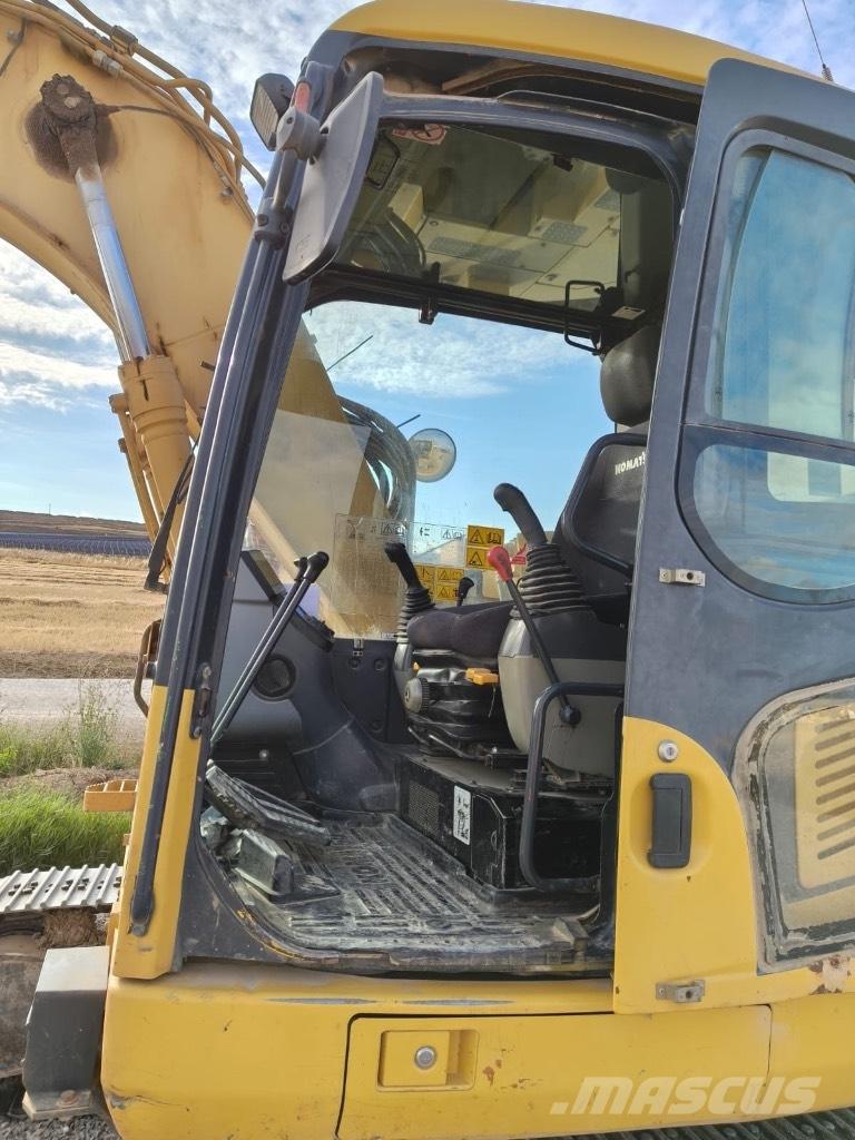 Komatsu PC 138 US-8 Bageri guseničari