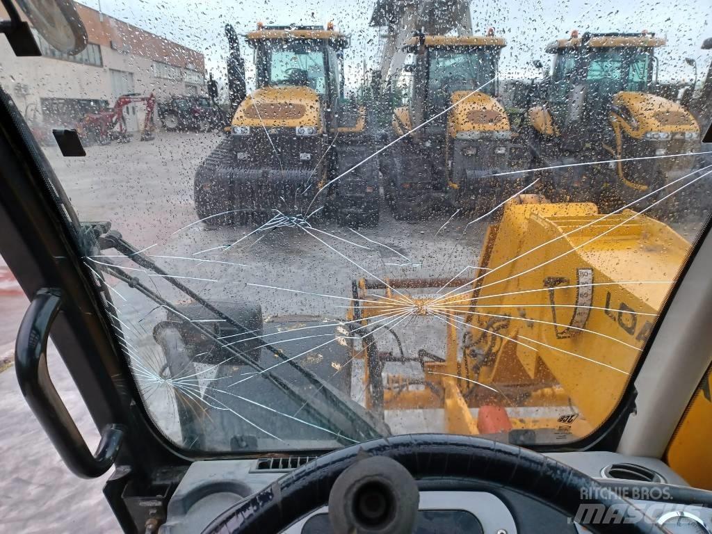 JCB 540-70 Poljoprivredni teleskopski utovarivači