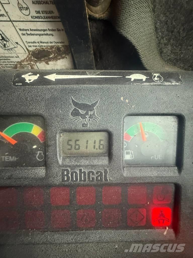 Bobcat 325 G Mini bageri < 7t