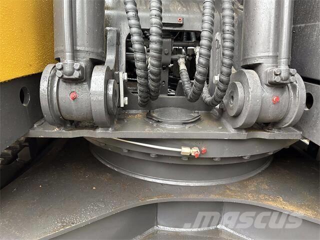 Volvo EC240 Bageri guseničari