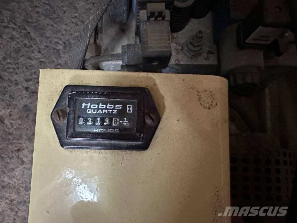 JLG 2032 E 2 Makazaste platforme