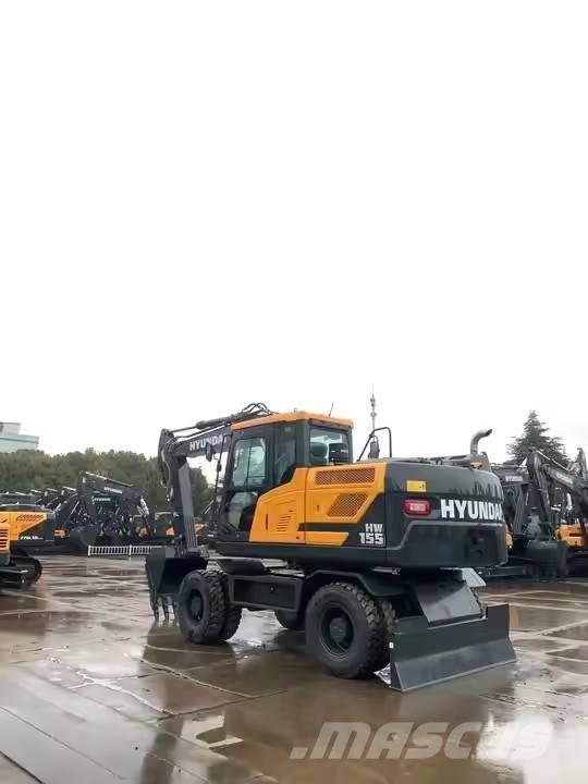 Hyundai HW 155 Bageri guseničari