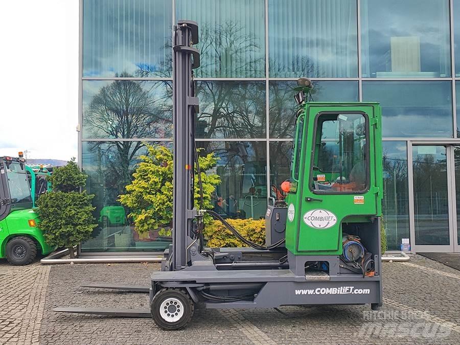 Combilift C5000 Viljuškari sa 4-stranskim dohvatom