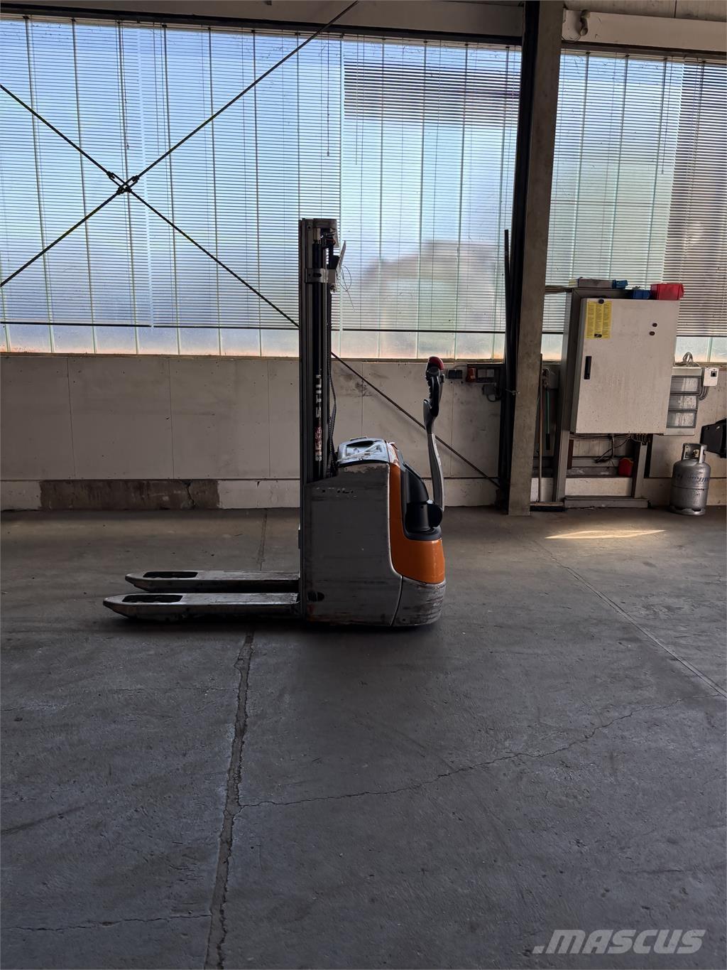 Still EXV 12i Samopogonski ručni viljuškari