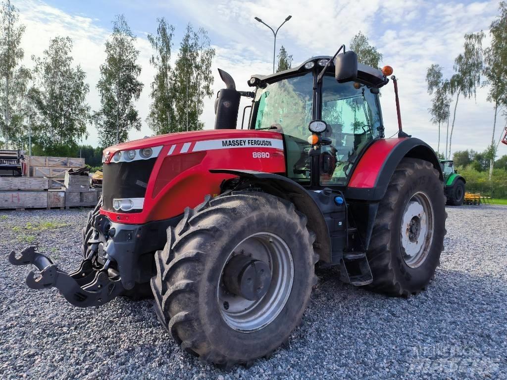 Massey Ferguson 8690 Traktori
