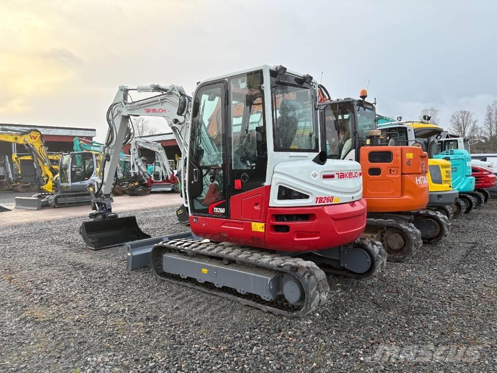 Takeuchi TB260 Mini bageri < 7t
