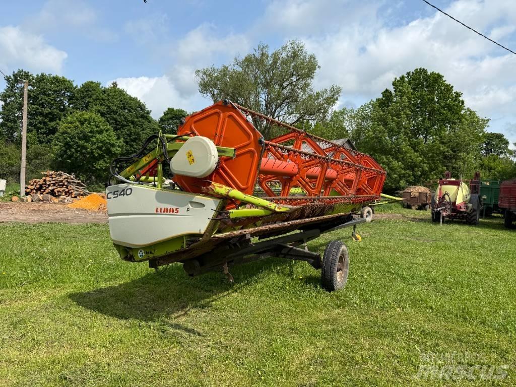 CLAAS Avero 240 Kombajni