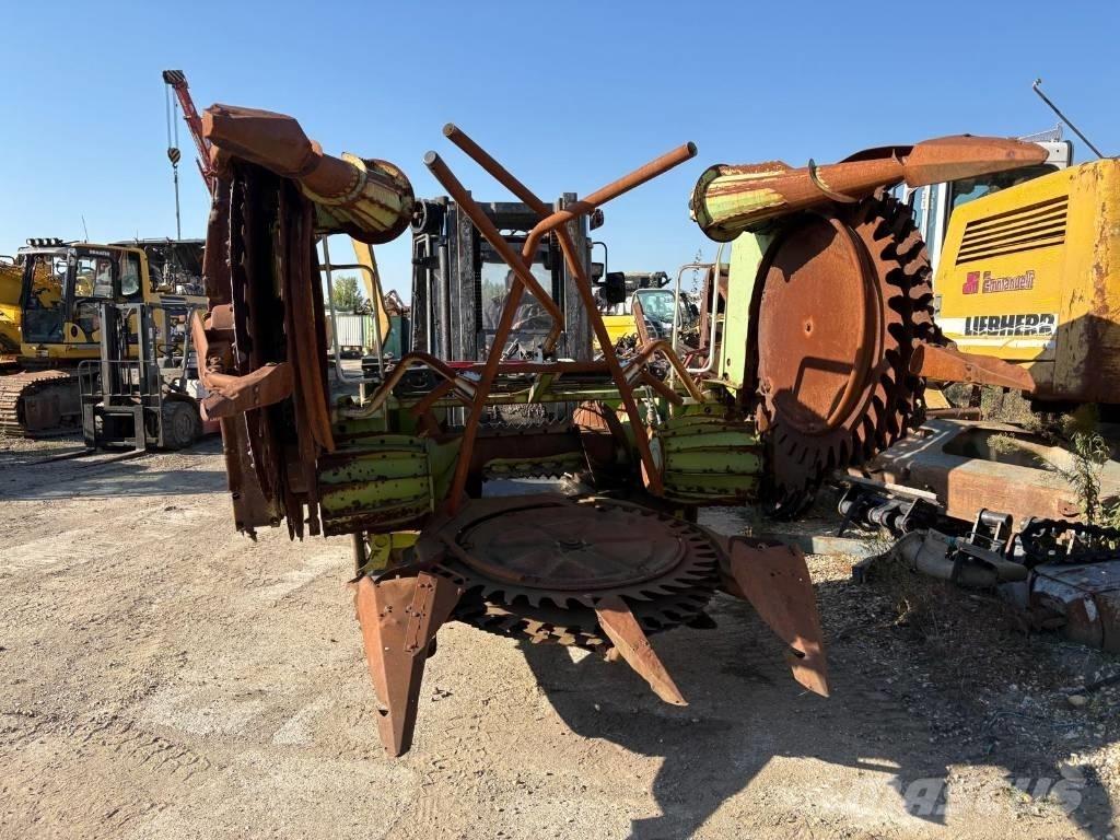 CLAAS RU 450 Mašine za stočnu hranu sa sopstvenim pogonom
