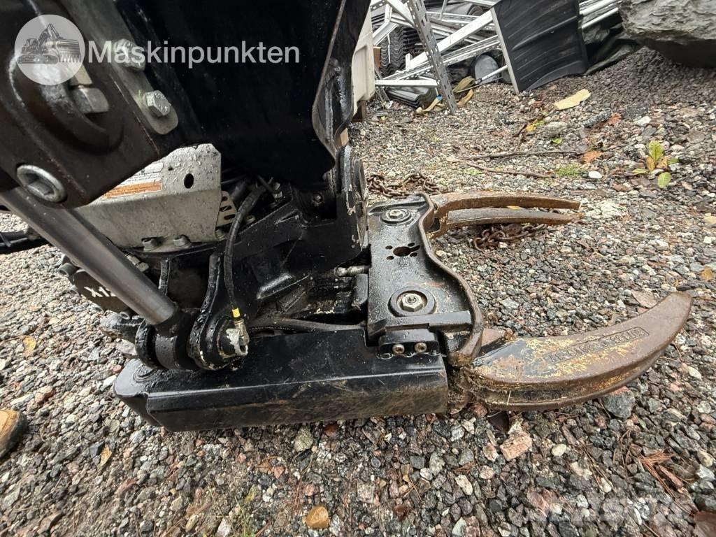 Takeuchi TB 370 Bageri guseničari
