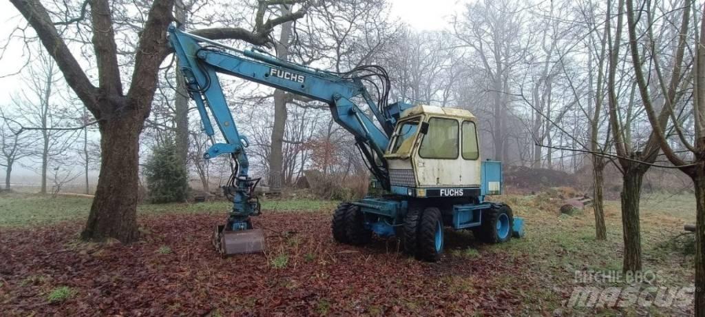 Fuchs F 712 Bageri točkaši