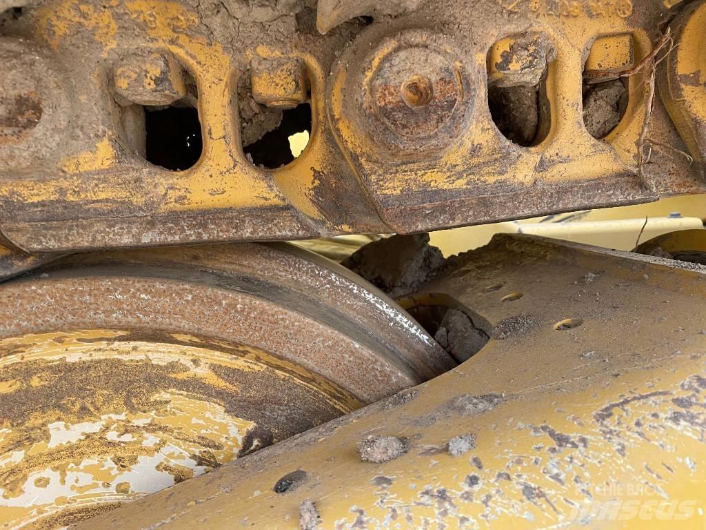 CAT D 6 T EPA Buldožeri guseničari