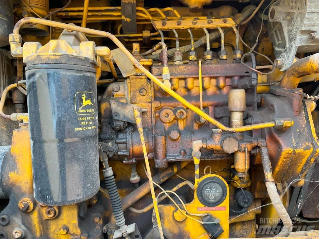 DEERE 862 Polovni strugači