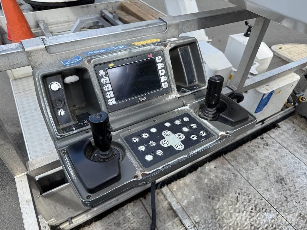 Bronto Skylift S56XR Auto korpe