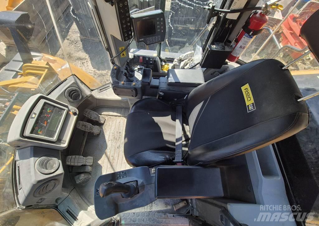 CAT 966M Utovarivači na točkove
