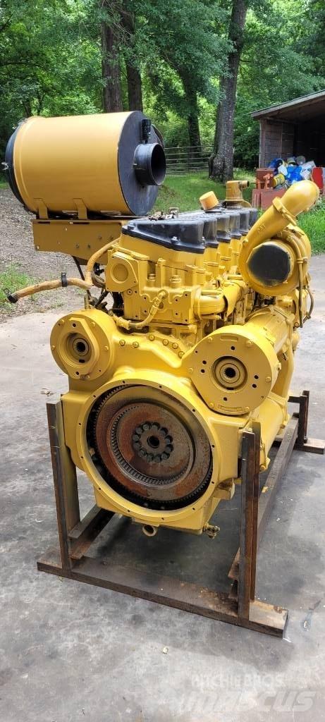 CAT 740 B ENGINE Zglobni damperi