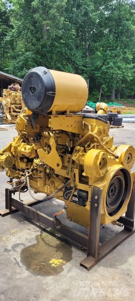 CAT 740 B ENGINE Zglobni damperi