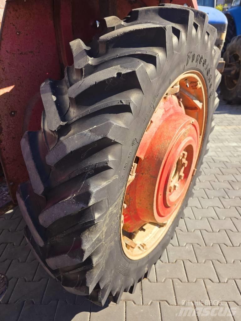 Massey Ferguson 178 Traktori