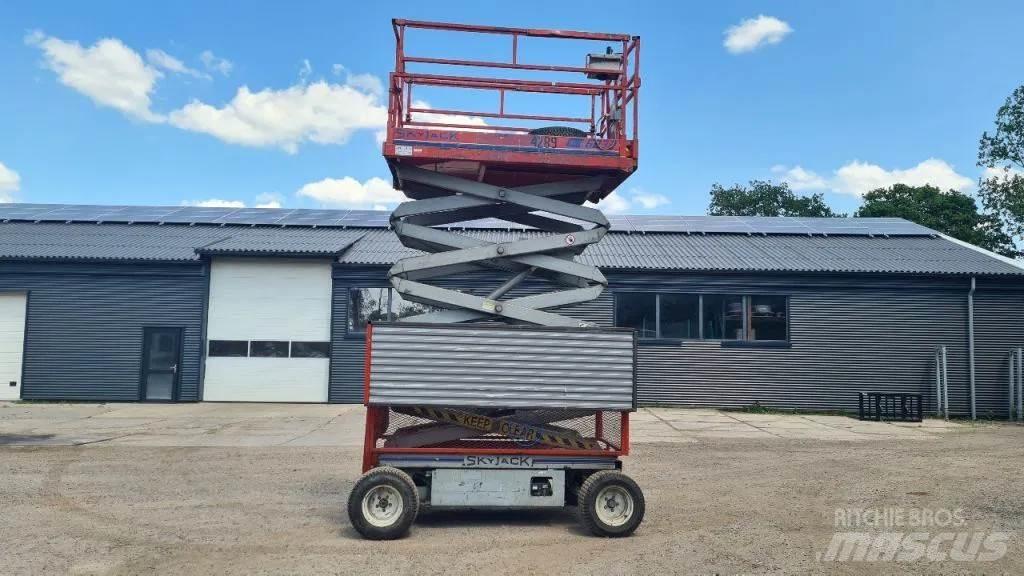 SkyJack 6832 Makazaste platforme