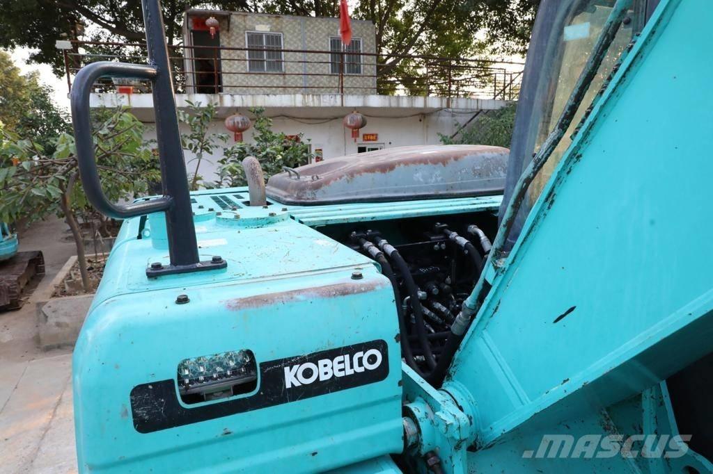 Kobelco SK 130 Bageri guseničari