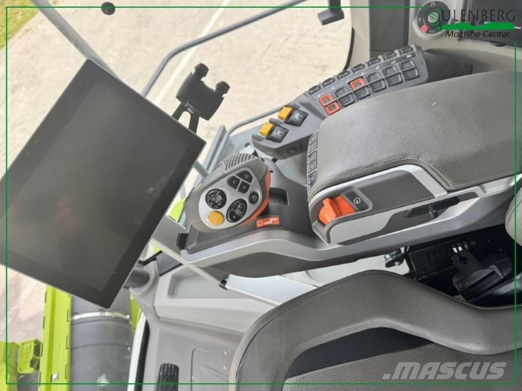 CLAAS Lexion 8900 TT Kombajni