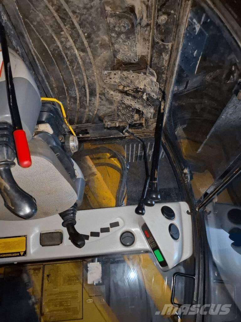 JCB JZ 70 Midi bageri 7t – 12t