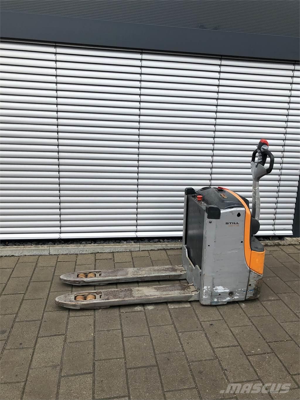 Still EXU-H18 Nisko podizni električni viljuškar