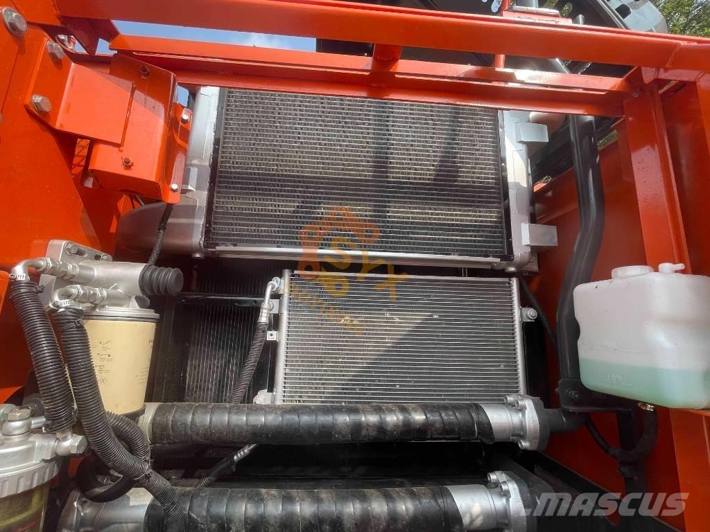 Doosan DX 300 Bageri guseničari