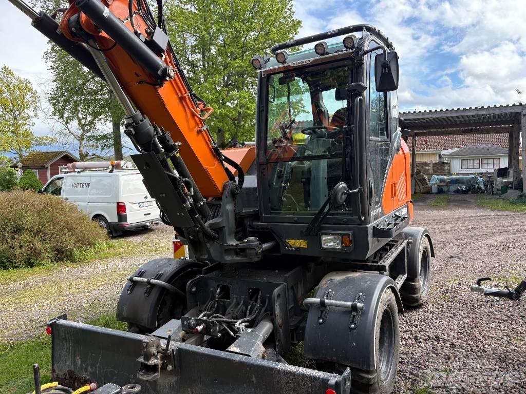 Develon DX 100 W-7 Bageri točkaši