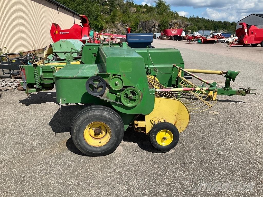 John Deere 440 Prese/balirke za četvrtaste bale