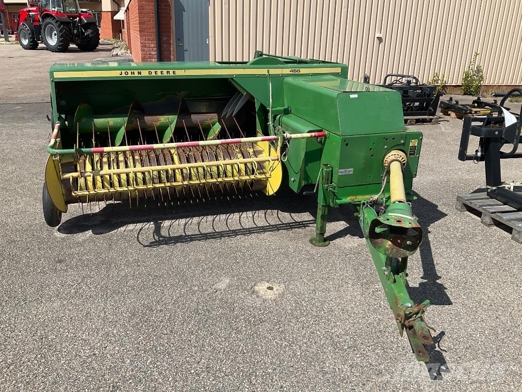John Deere 440 Prese/balirke za četvrtaste bale