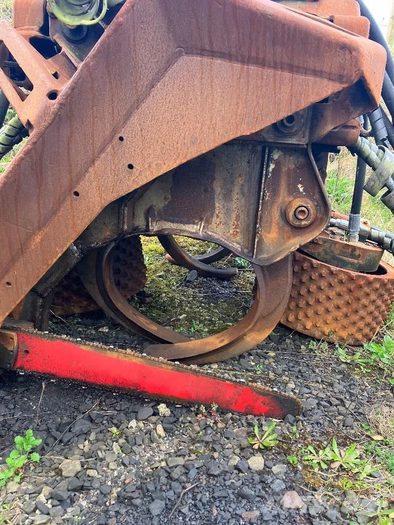Komatsu 370.2 Glave za kombajne