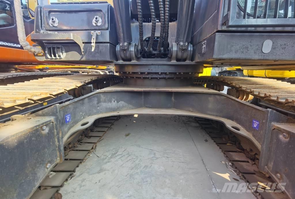 Volvo EC 220 DL Bageri guseničari