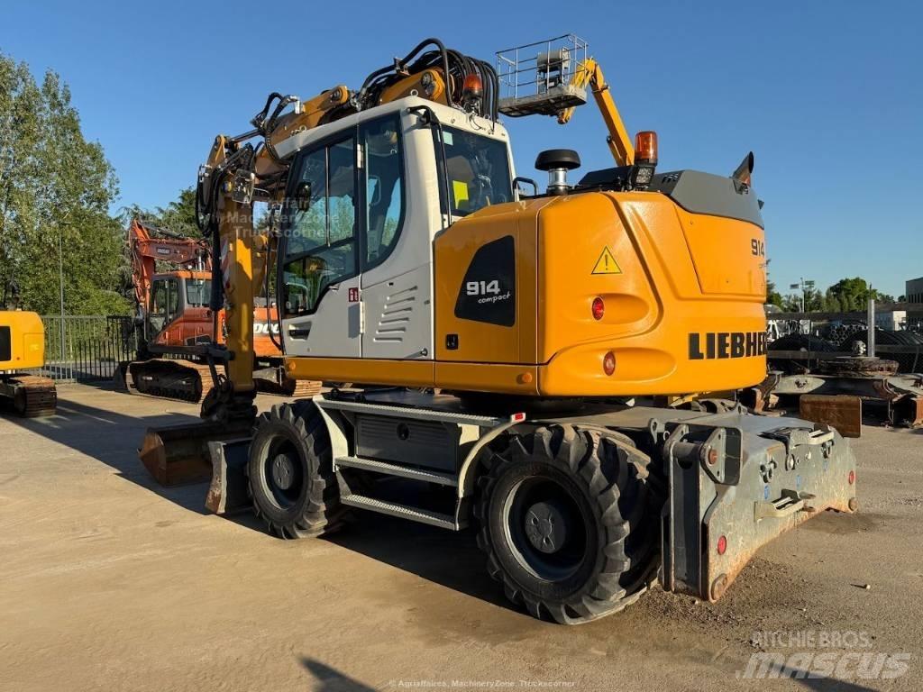 Liebherr A 914 Bageri točkaši