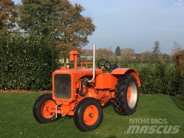 Allis-Chalmers U Traktori