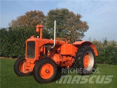 Allis-Chalmers U Traktori