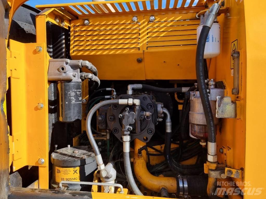 JCB JS 200 LC Bageri guseničari