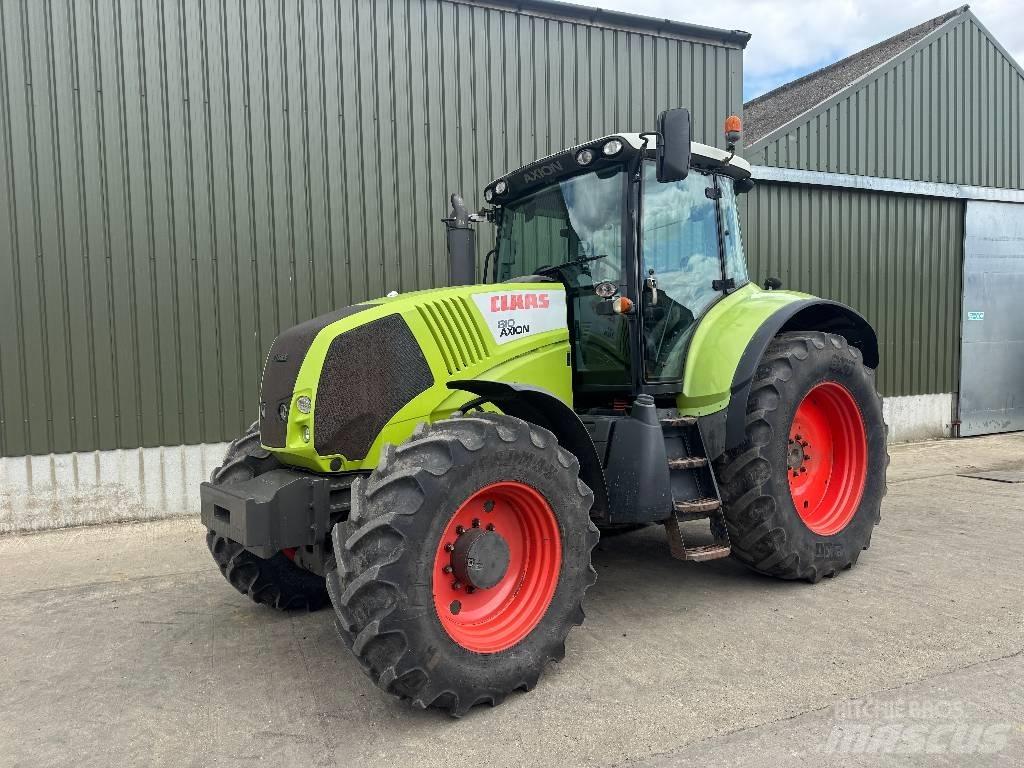 CLAAS Axion 810 Traktori