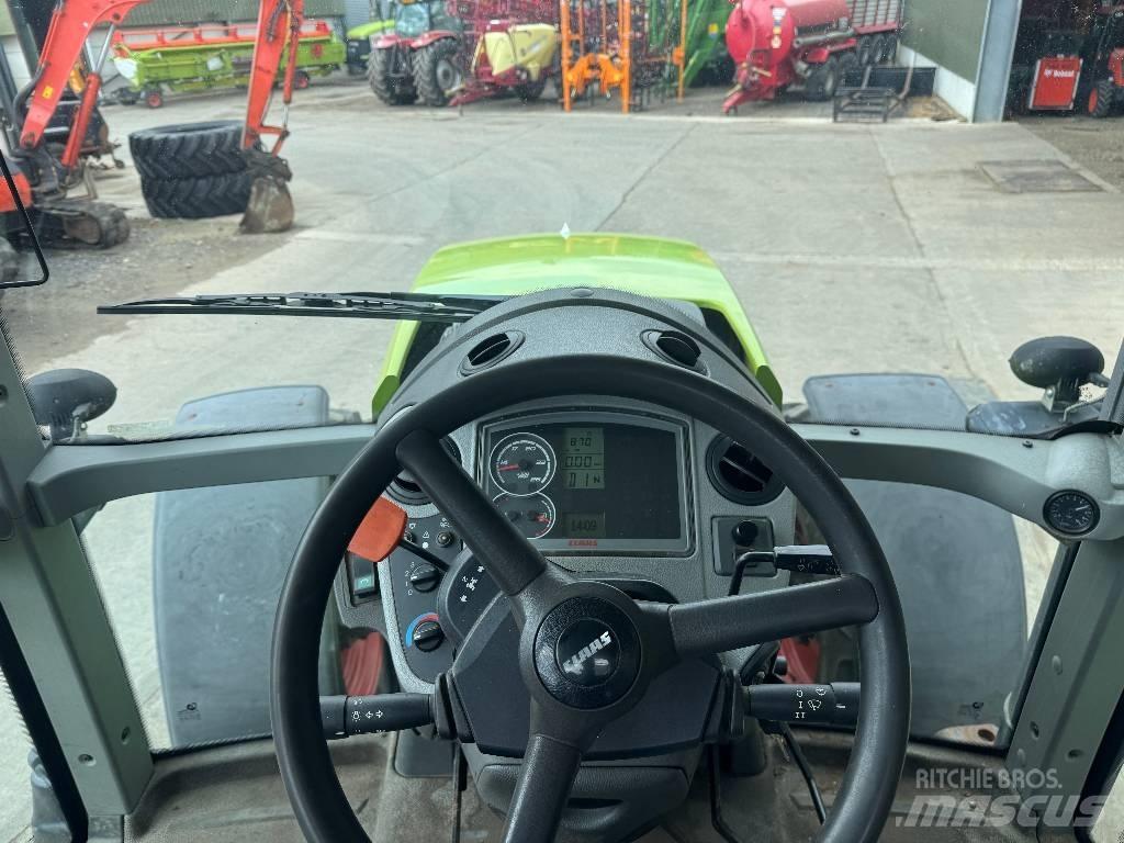 CLAAS Axion 810 Traktori