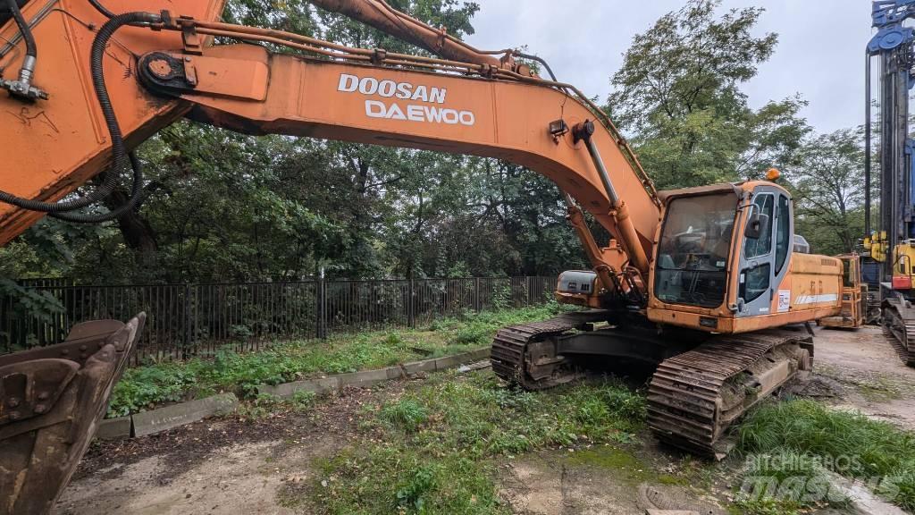 Doosan DX 340 LC Bageri guseničari