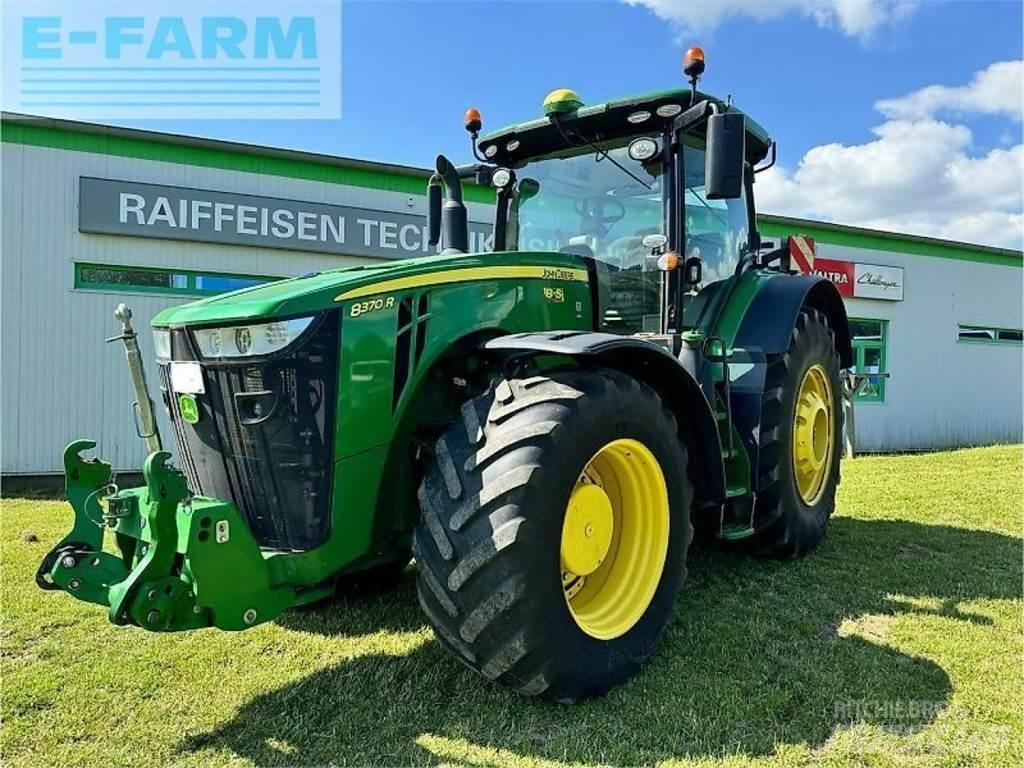 John Deere 8370 r Traktori