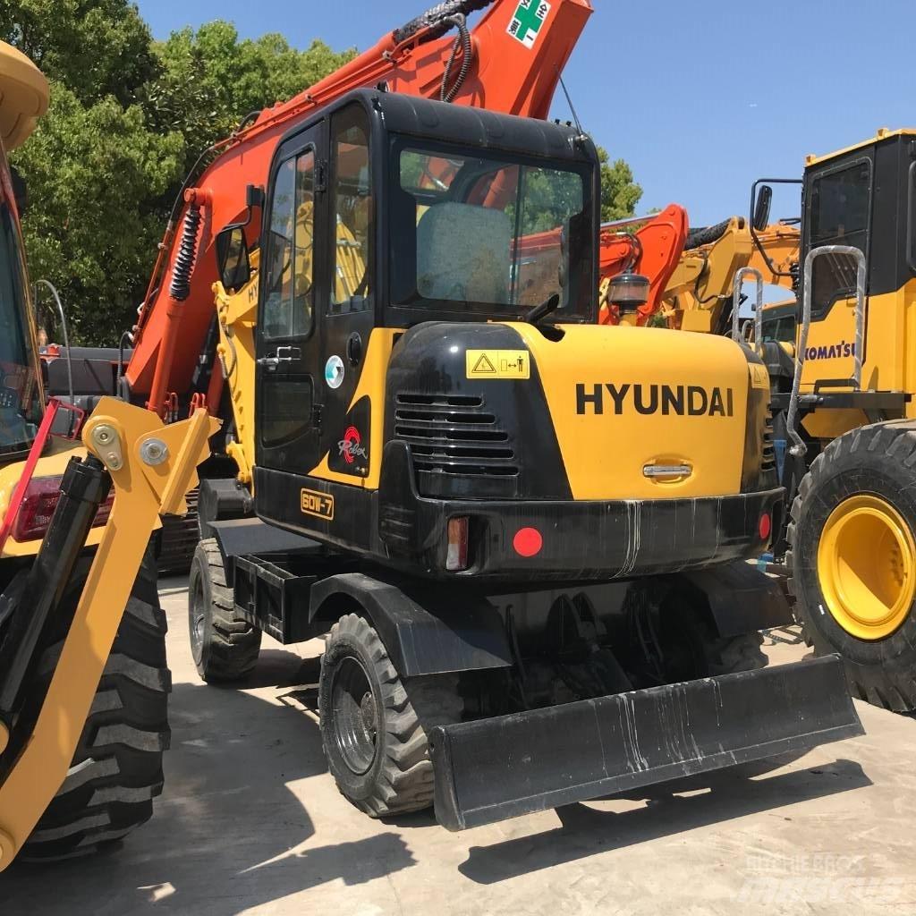 Hyundai 60 W Bageri točkaši