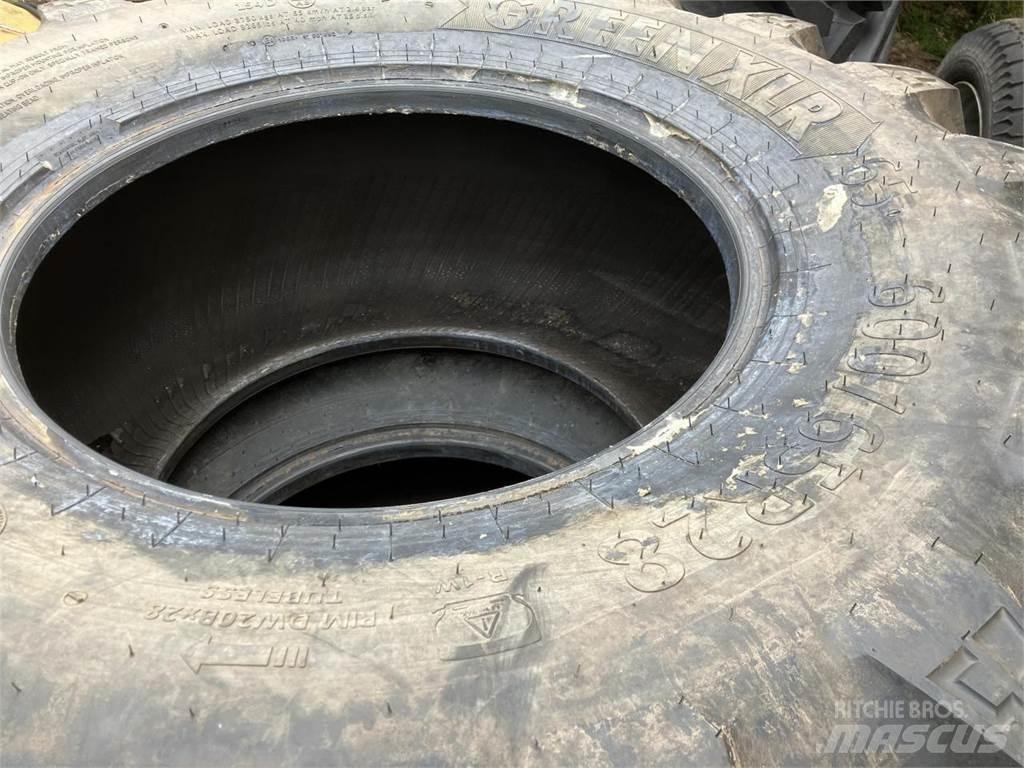 BKT 600/65R28 Gume, točkovi i felne