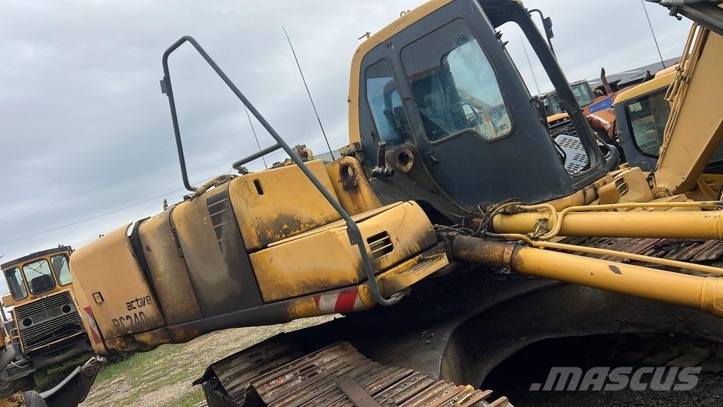 Komatsu PC 240 NLC Osovine